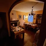 A Io & Mamma100 M Dal Parco Di Pinocchio Oda ve Kahvaltı